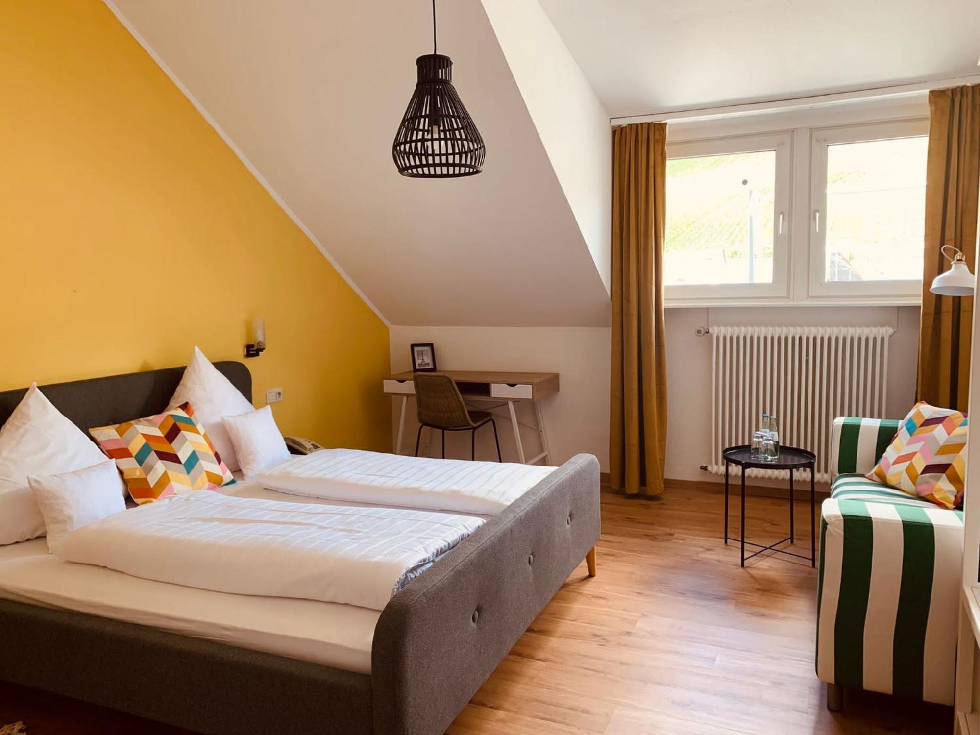 Vegan Hotel Und Restaurants Nicolay 1881 ツェルティンゲン・ラハティグ エクステリア 写真